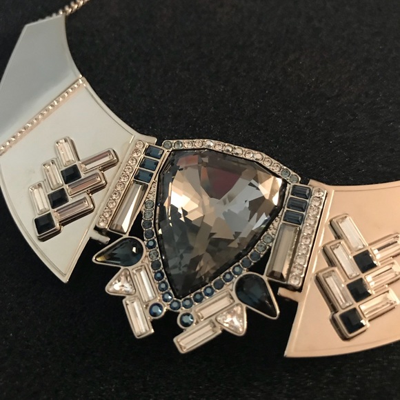 Swarovski Big Statement Bib Necklace - Picture 4 of 4